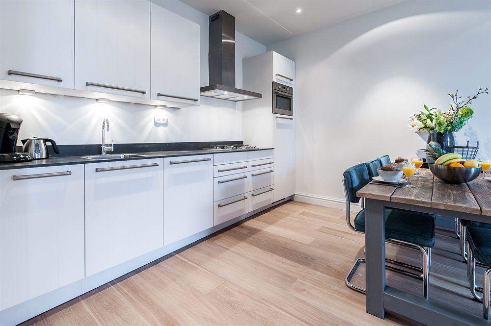 Short Stay Group Tropen Serviced Apartments Амстердам Екстер'єр фото